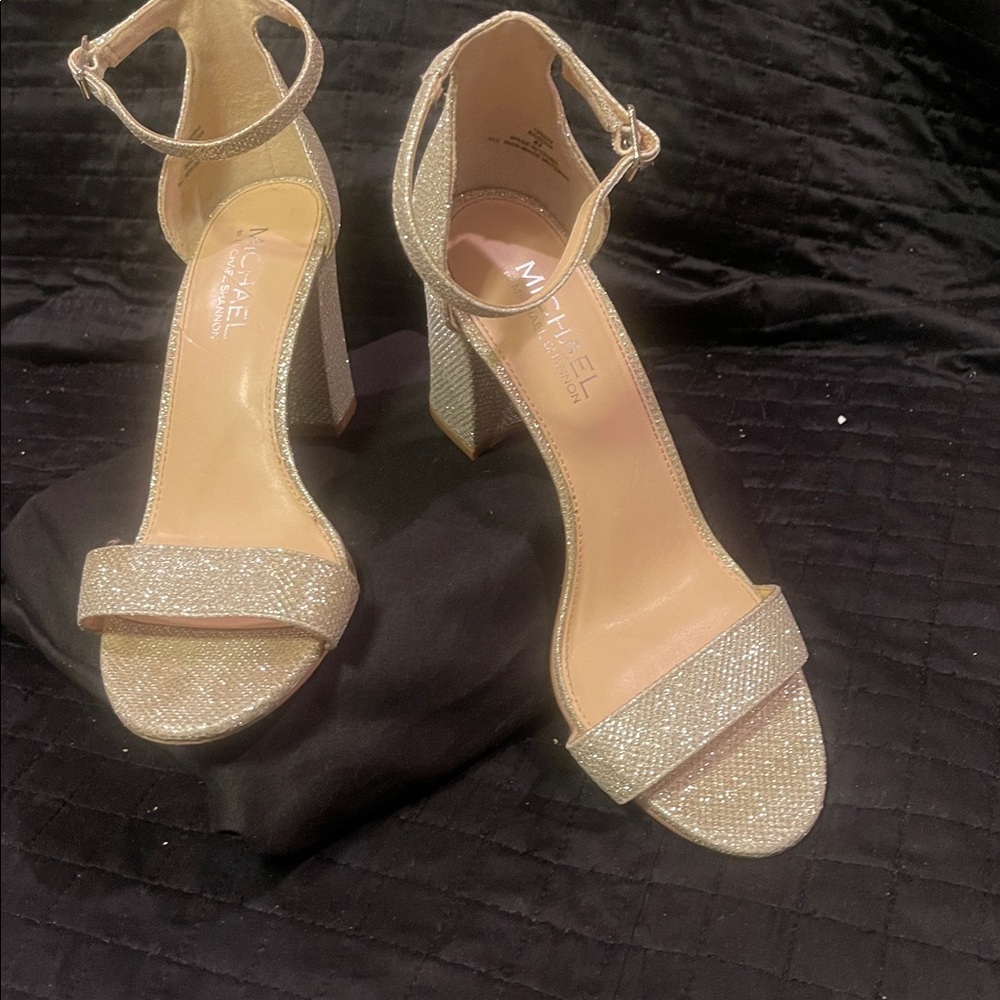 Michael kors sascha glitter silver block heel ankle sandals euc 8.5m